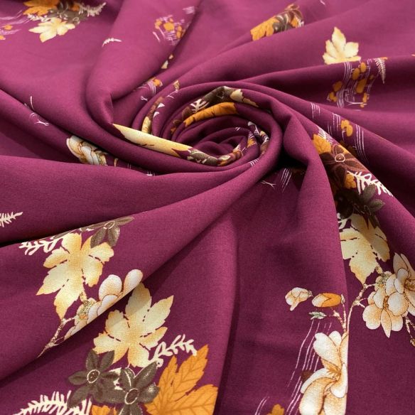 Tecido Viscose Estampada Floral Fundo Magenta • Luema Tecidos