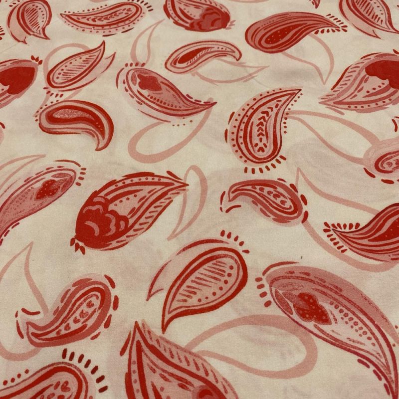 Tecido Viscose Estampada Paisley Vermelho • Luema Tecidos