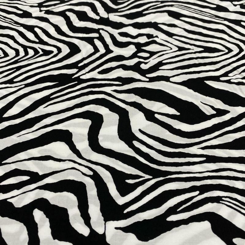 Tecido Viscose Estampada Zebra • Luema Tecidos Tecido Viscose Estampada Zebra • Luema Tecidos