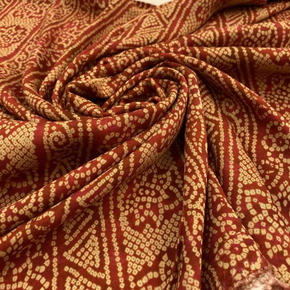 Tecido Viscoseda Estampada Bege e Marrom • Luema Tecidos