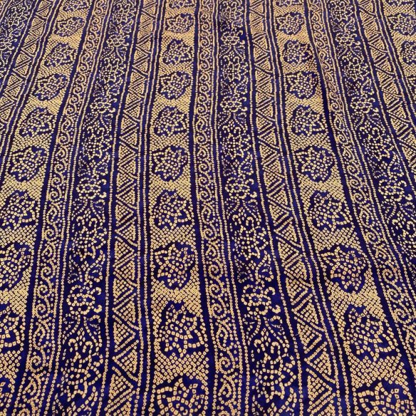 Tecido Viscoseda Estampada Bege e Azul Marinho • Luema Tecidos Tecido Viscoseda Estampada Bege e Azul Marinho • Luema Tecidos