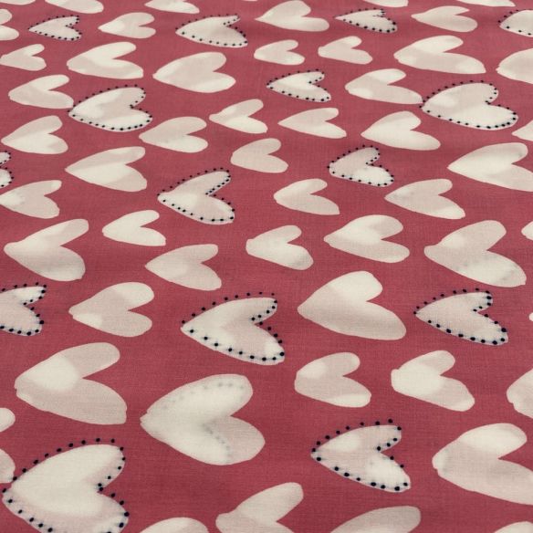 Tecido Viscose Estampada Corações Fundo Pink • Luema Tecidos