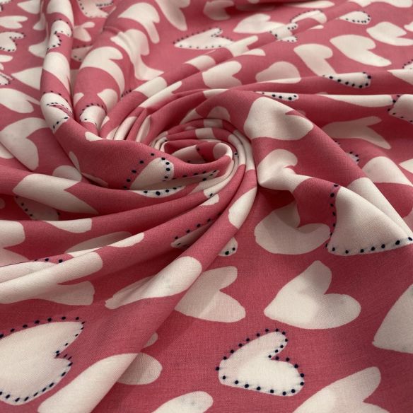 Tecido Viscose Estampada Corações Fundo Pink • Luema Tecidos