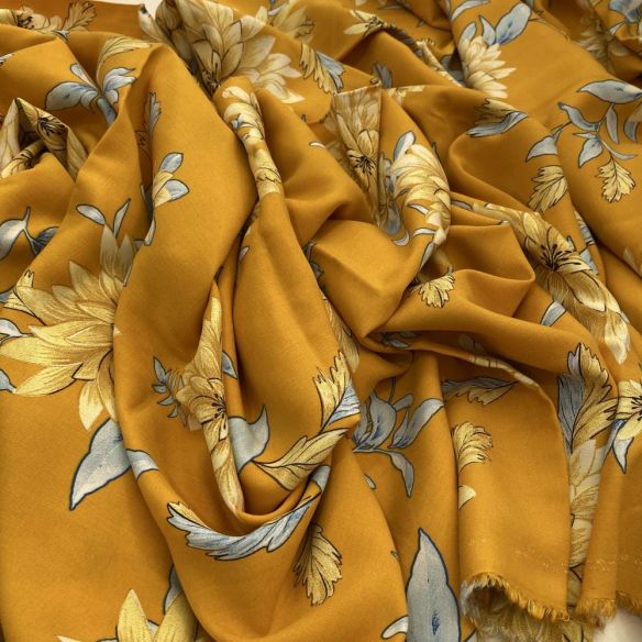 Tecido Viscose Estampada Floral Fundo Mostarda • Luema Tecidos