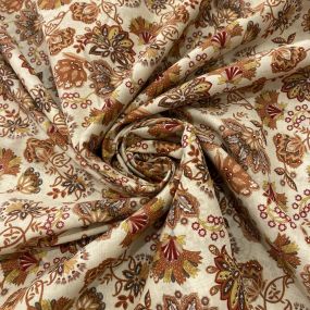 Tecido Cambraia de Algodão Floral Arabesco Marrom • Luema Tecidos