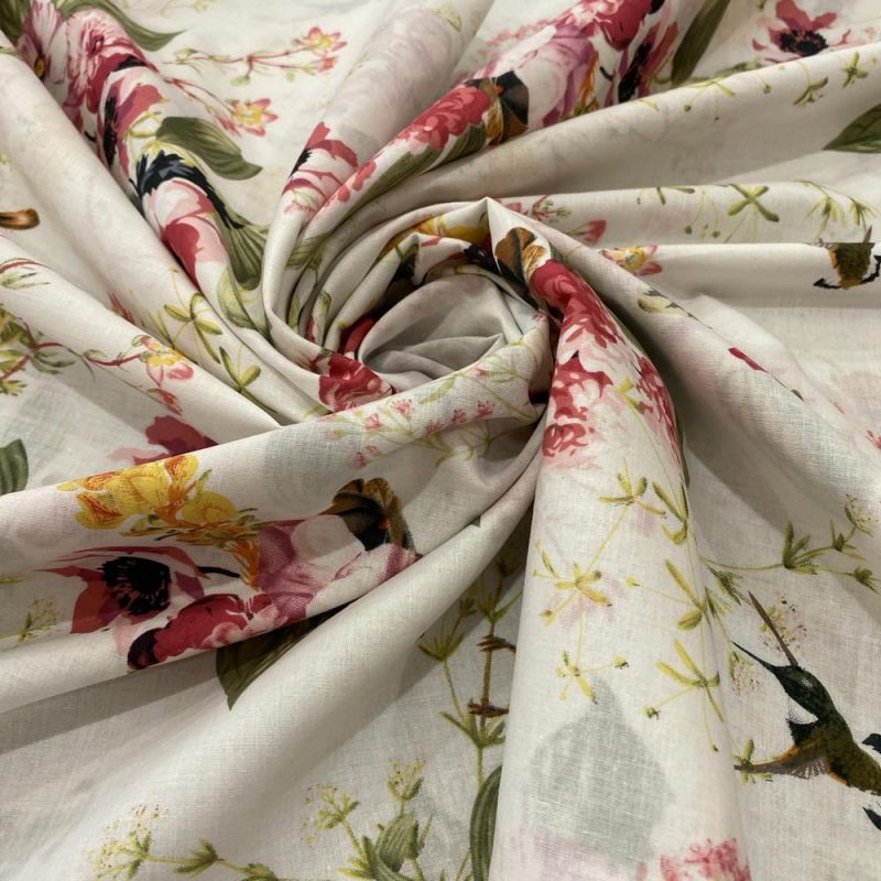 Tecido Cambraia de Algodão Floral Delicado • Luema Tecidos