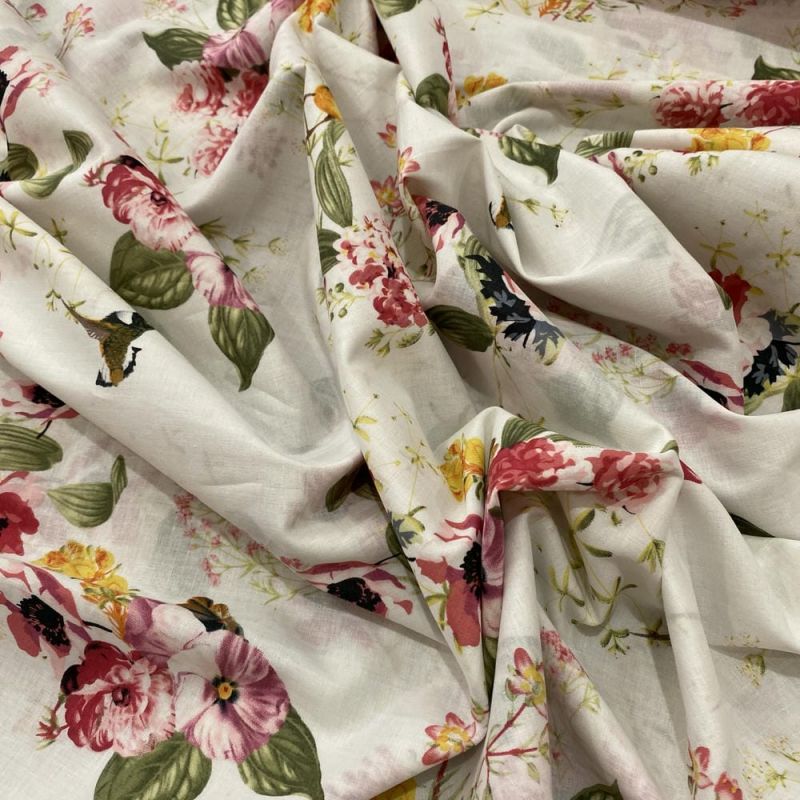 Tecido Cambraia de Algodão Floral Delicado • Luema Tecidos