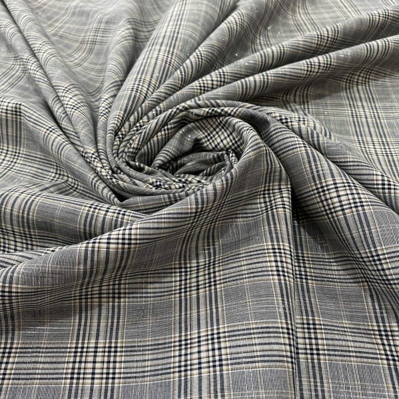 Tecido Cambraia de Algodão Xadrez P&B Com Lurex • Luema Tecidos