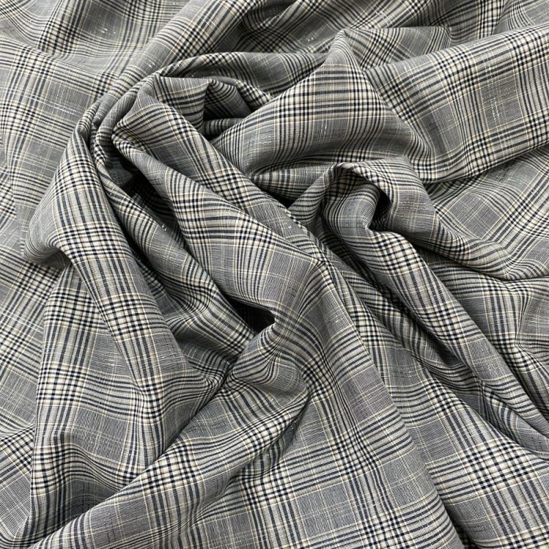 Tecido Cambraia de Algodão Xadrez P&B Com Lurex • Luema Tecidos