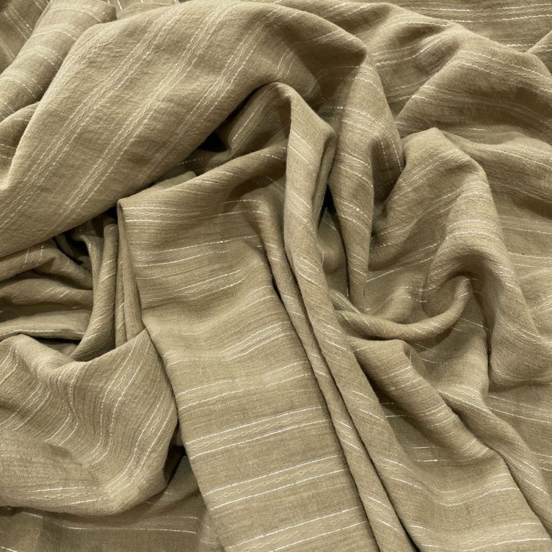 Tecido Cambraia de Algodão Listrado Marrom Com Lurex • Luema Tecidos