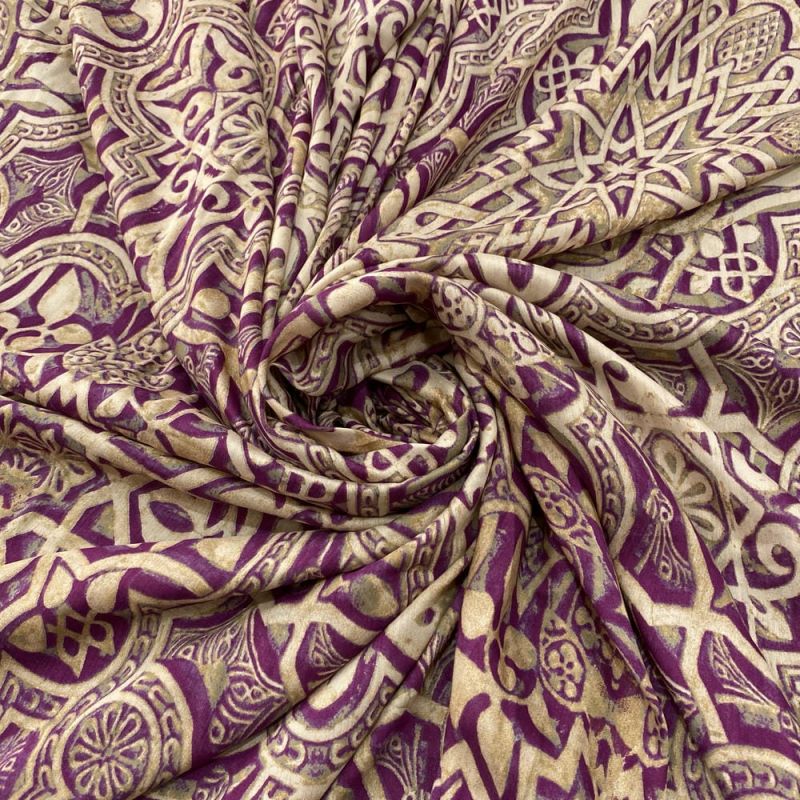 Tecido Viscoseda Estampada Roxo e Bege • Luema Tecidos