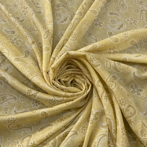 Tecido Viscoseda Estamapada Paisley Amarelo Claro • Luema Tecidos