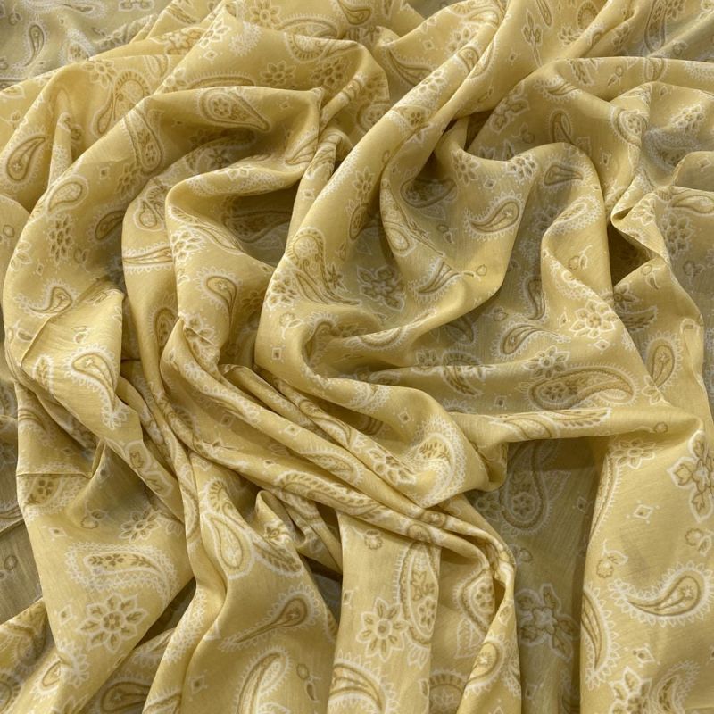 Tecido Viscoseda Estamapada Paisley Amarelo Claro • Luema Tecidos