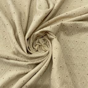 Tecido Laise de algodão Bordada Creme Tecido Laise de algodão Bordada Creme • Luema Tecidos