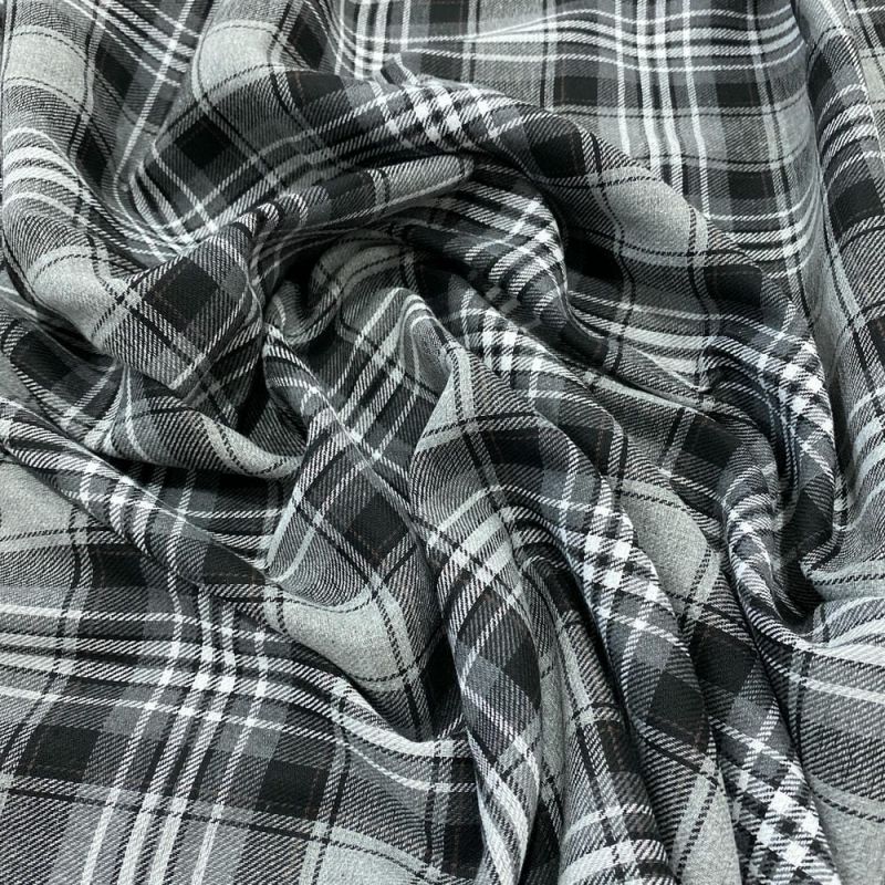 Tecido Flanela Xadrez Médio Preto Branco e Cinza • Luema Tecidos