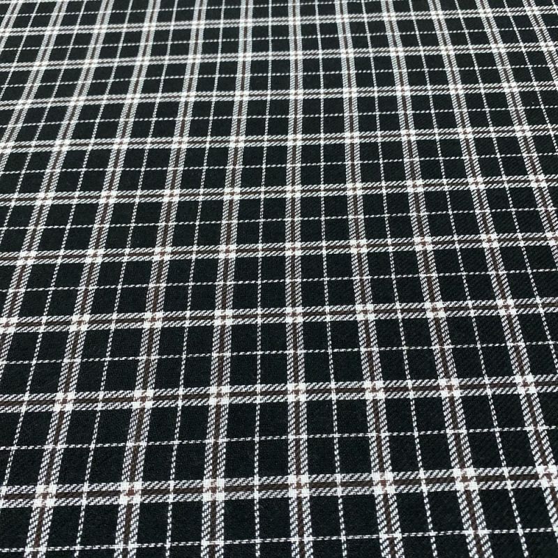 Tecido Flanela Xadrez Preto Branco e Fio Marrom • Luema Tecidos Tecido Flanela Xadrez Preto Branco e Fio Marrom • Luema Tecidos