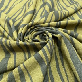 Tecido Viscose Estampada Swirls Verde Tecido Viscose Estampada Swirls Verde • Luema Tecidos 2
