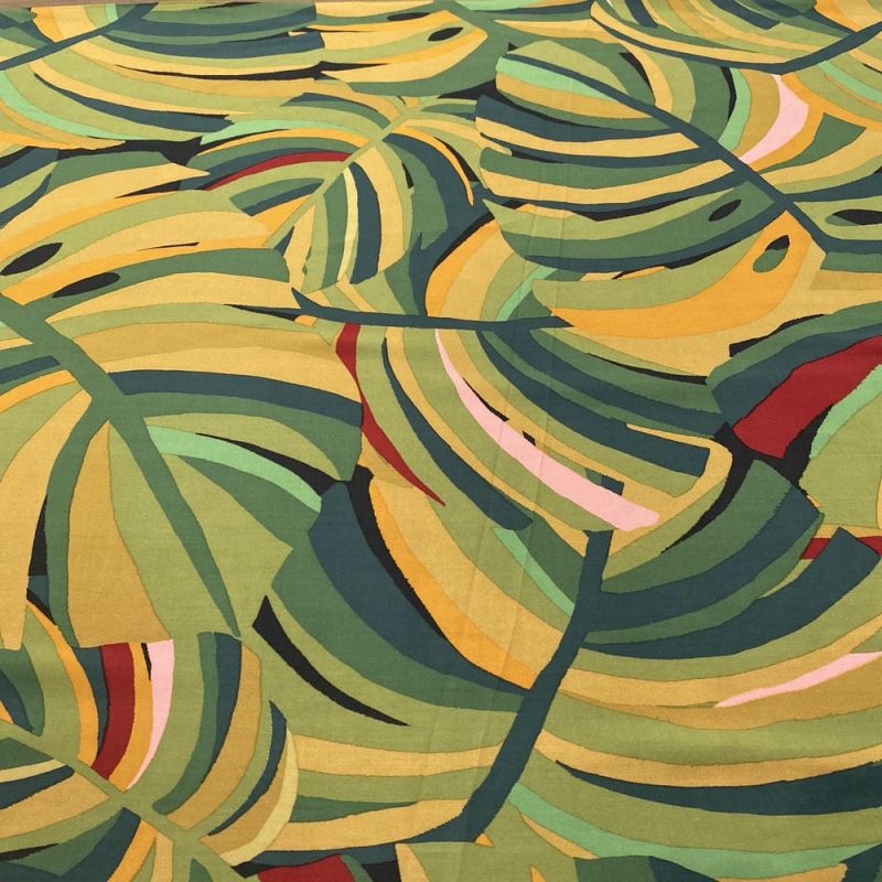 Tecido Viscose Estampada Folhagens Tons Verdes • Luema Tecidos