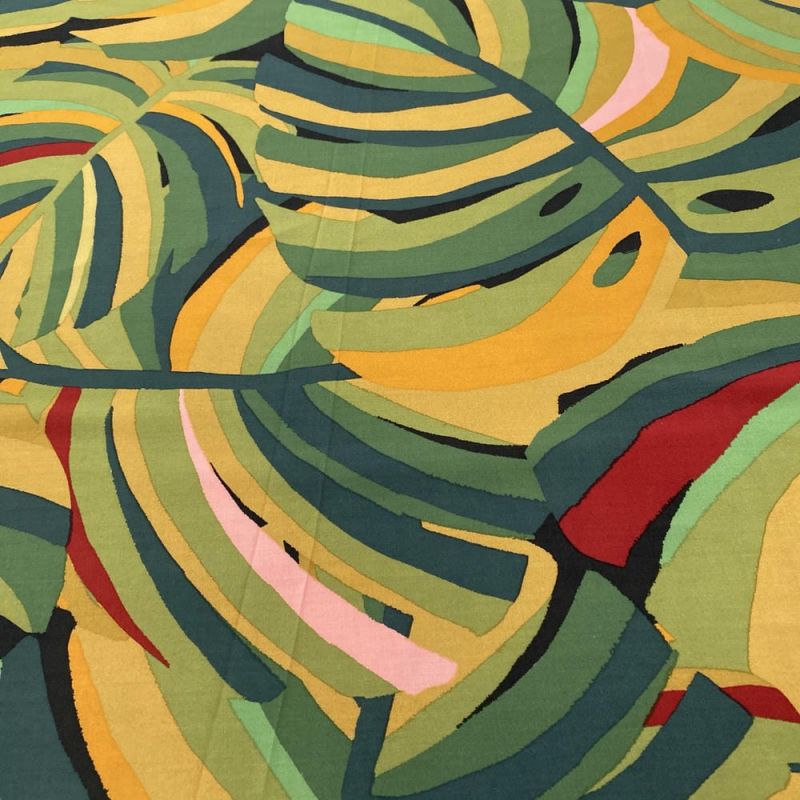 Tecido Viscose Estampada Folhagens Tons Verdes • Luema Tecidos