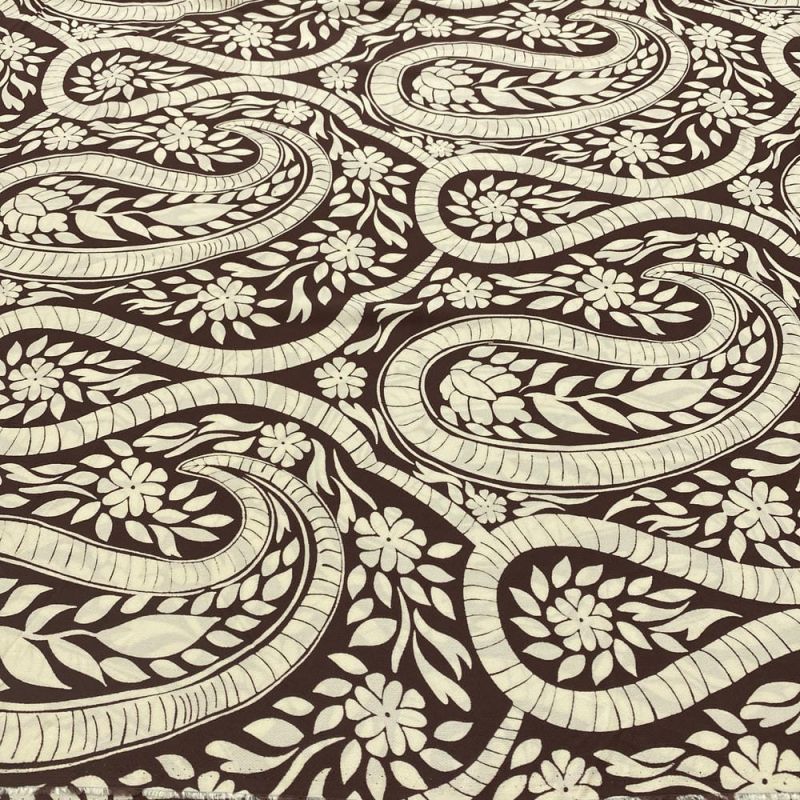 Tecido Viscose Estampada Paisley Bege • Luema Tecidos