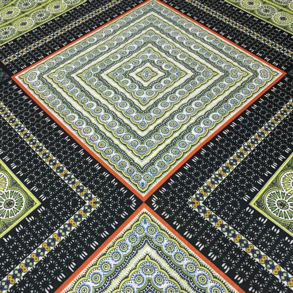 Tecido Musseline Estampado Quadros • Luema Tecidos