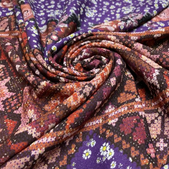 Tecido Viscose Estampada Ponto Cruz • Luema Tecidos