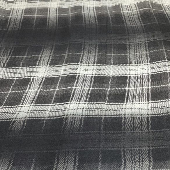 Tecido Viscose Xadrez Barrado Preto e Branco • Luema Tecidos