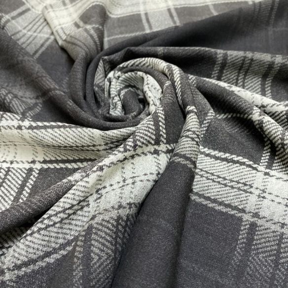 Tecido Viscose Xadrez Barrado Preto e Branco • Luema Tecidos