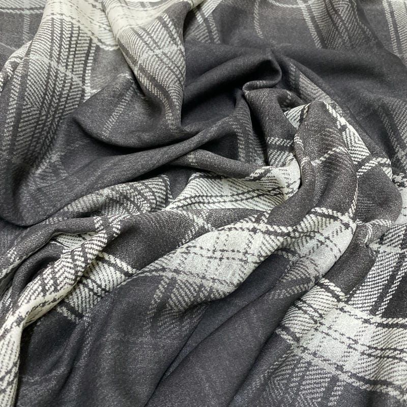 Tecido Viscose Xadrez Barrado Preto e Branco • Luema Tecidos