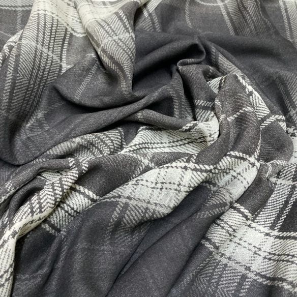 Tecido Viscose Xadrez Barrado Preto e Branco • Luema Tecidos