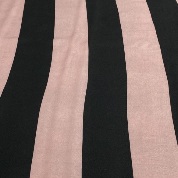Tecido Viscose Listrado Rosa Nude e Preto • Luema Tecidos