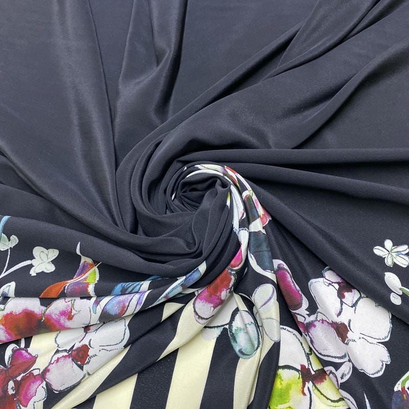 Tecido Crepe de Chine Seda Pura Barrado Fundo Preto • Luema Tecidos