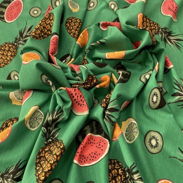 Tecido Viscolycra Estampada Frutas Fundo Verde • Luema Tecidos