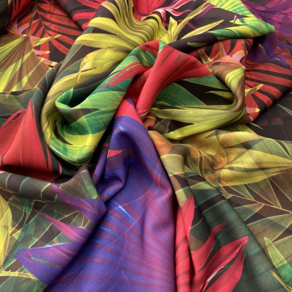 Tecido Neoprene Estampada Folhagens Colorido • Luema Tecidos