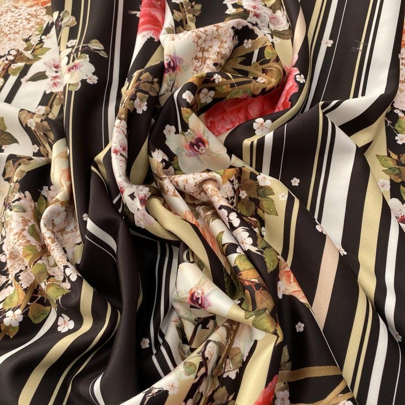 Tecido Neoprene Listrado Rosas • Luema Tecidos