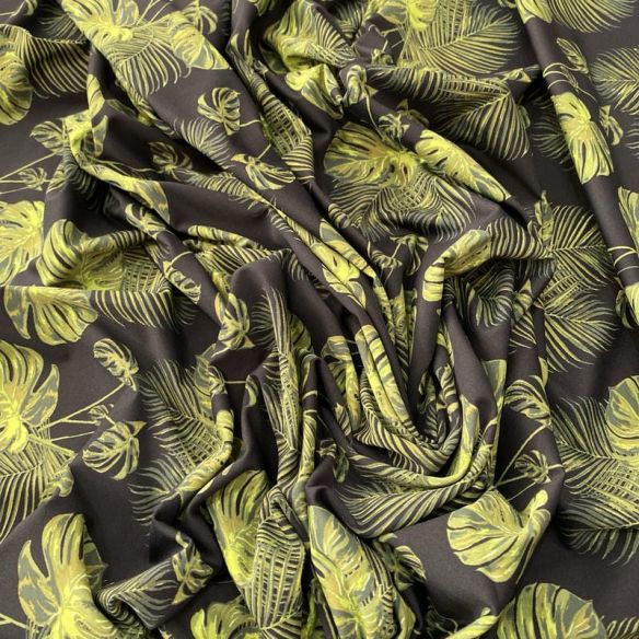 Tecido Malha Fluity Estampada Folhagens Verde • Luema Tecidos