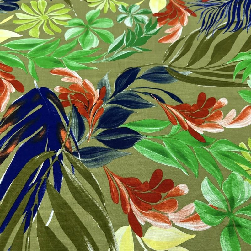 Tecido Viscolinho Estampado Exuberante Verde e Laranja • Luema Tecidos