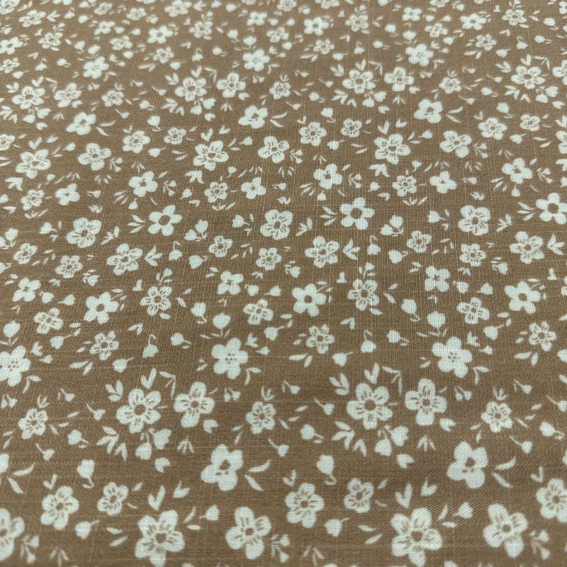 Tecido Viscolinho Estampado Chuva Floral Taupe • Luema Tecidos