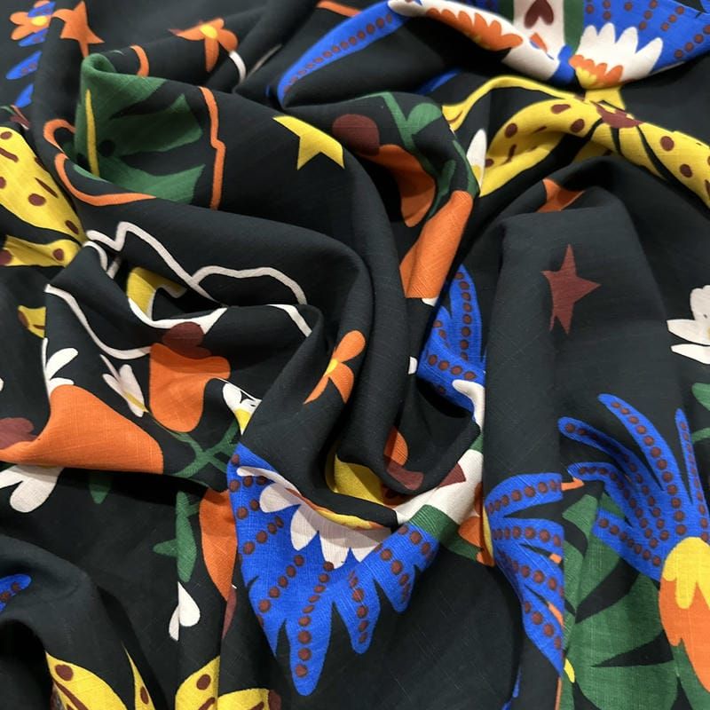 Tecido Viscolinho Estampado Araras Pop Art • Luema Tecidos