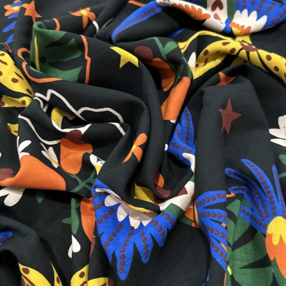 Tecido Viscolinho Estampado Araras Pop Art • Luema Tecidos