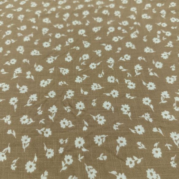 Tecido Viscolinho Estampado Margaridas Caramelo • Luema Tecidos
