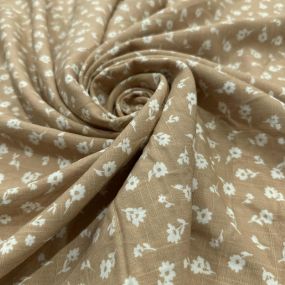 Tecido Viscolinho Estampado Margaridas Caramelo • Luema Tecidos 2