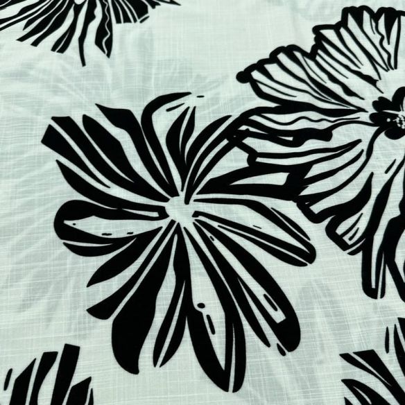 Tecido Viscolinho Estampado Flores Nanquim • Luema Tecidos