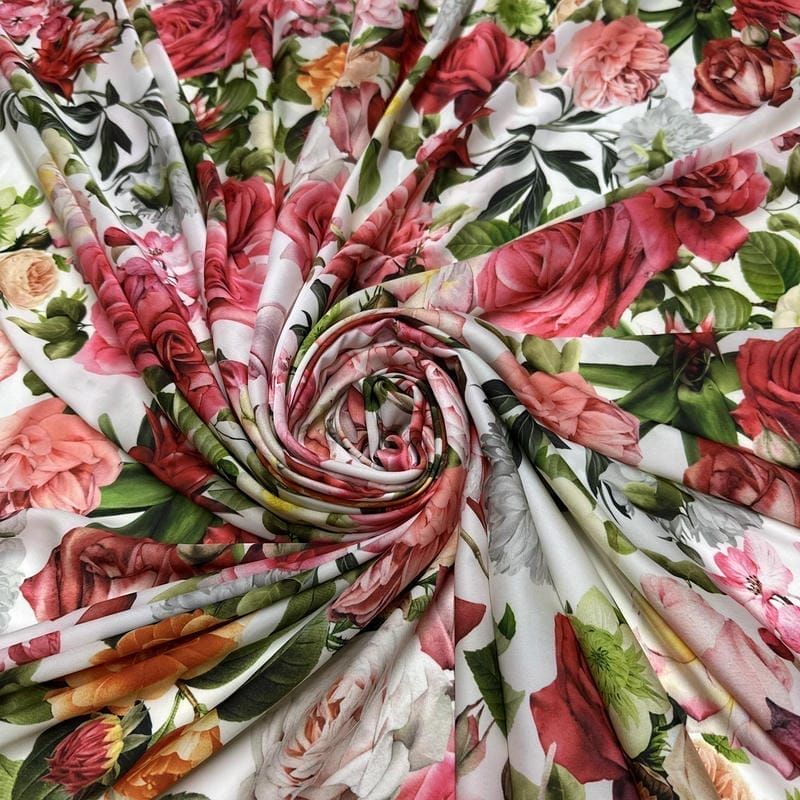 Tecido Cetim Toque de Seda Rosas Clássicas Pintadas • Luema Tecidos Tecido Cetim Toque de Seda Rosas Clássicas Pintadas • Luema Tecidos