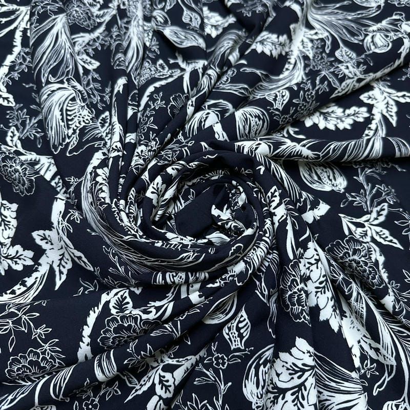 Tecido Viscose Estampada Gravura Botânica Noturna • Luema Tecidos Tecido Viscose Estampada Gravura Botânica Noturna • Luema Tecidos