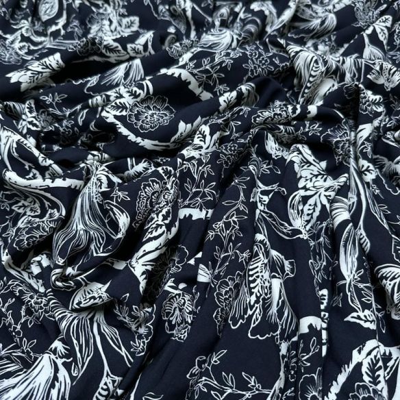 Tecido Viscose Estampada Gravura Botânica Noturna • Luema Tecidos Tecido Viscose Estampada Gravura Botânica Noturna • Luema Tecidos