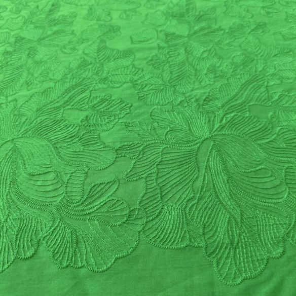 Tecido Laise de algodão Bordada Verde Vibrante • Luema Tecidos Tecido Laise de algodão Bordada Verde Vibrante • Luema Tecidos