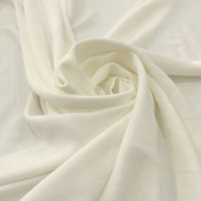 Tecido Crepe Patou Off White Tecido Crepe Patou Off White • Luema Tecidos 2
