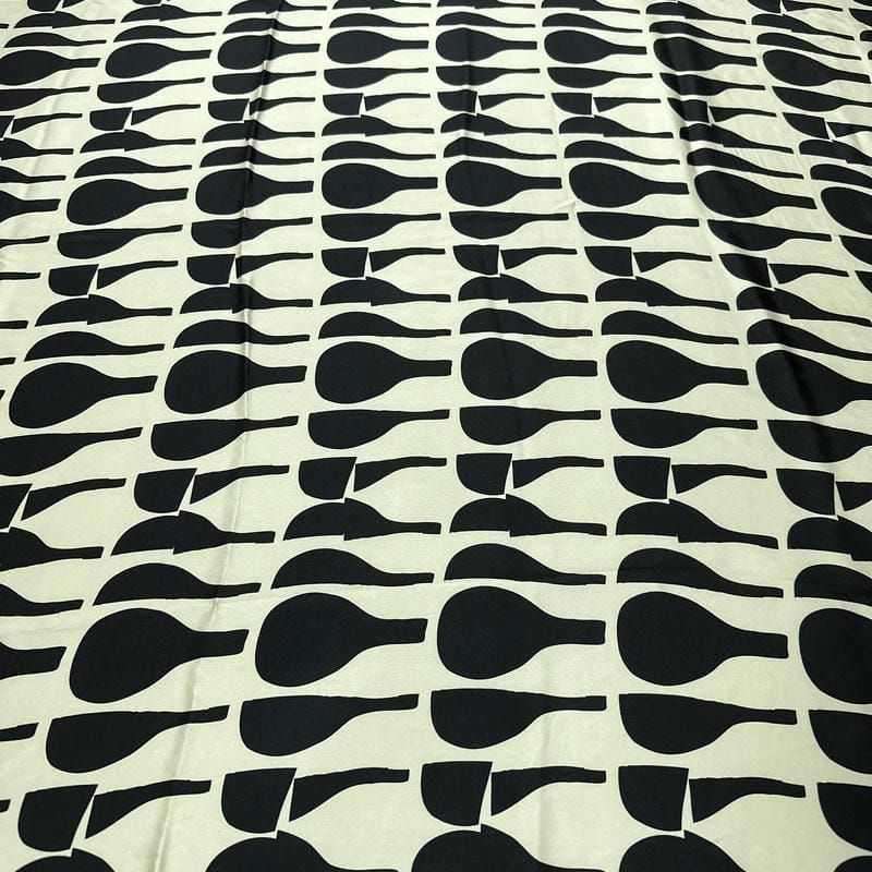 Retalho Cetim Seda Pura (cor) - (tamanho) - REF-2654 • Luema Tecidos