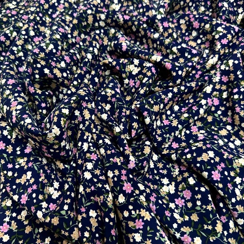 Tecido Viscolinho Estampado Jardim Marinho e Rosé • Luema Tecidos